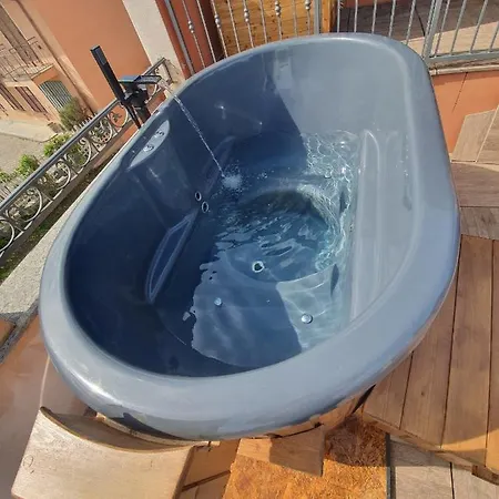 Il Giramondo 4* Busca